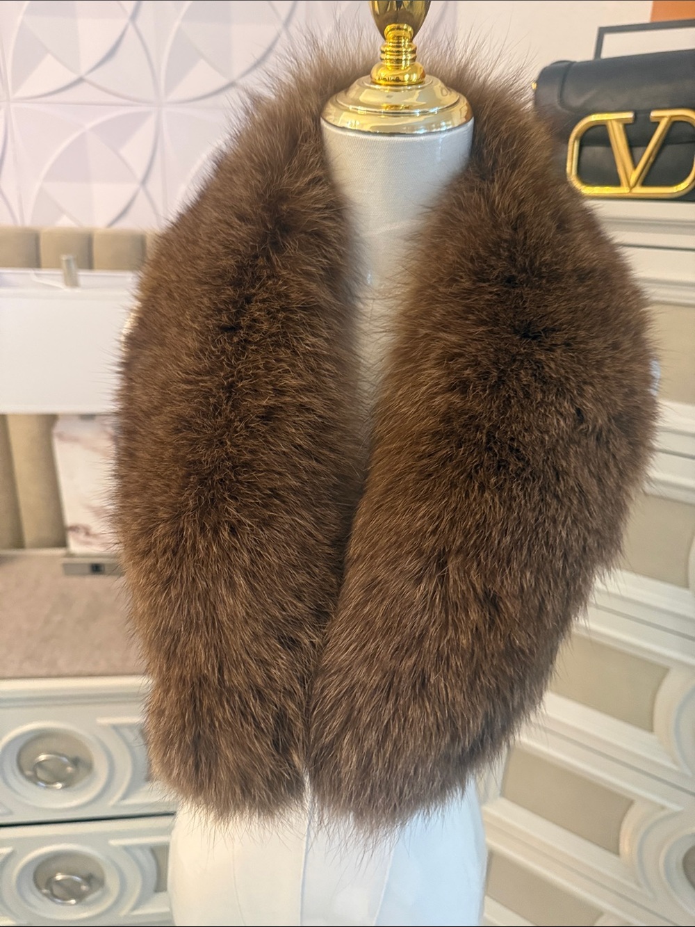 Saga fox fur collar platinum tag